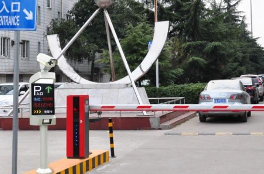 深圳車(chē)牌識(shí)別攝像機(jī)