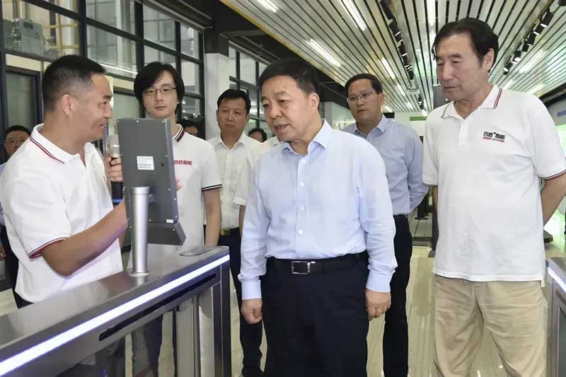 江西省省長葉建春蒞臨百勝智能調研