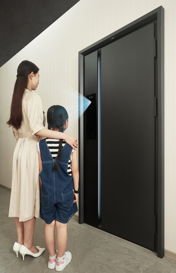 【新品首發(fā)】云鹿智能門(mén)P50丨別具慧眼，前所未見(jiàn)！