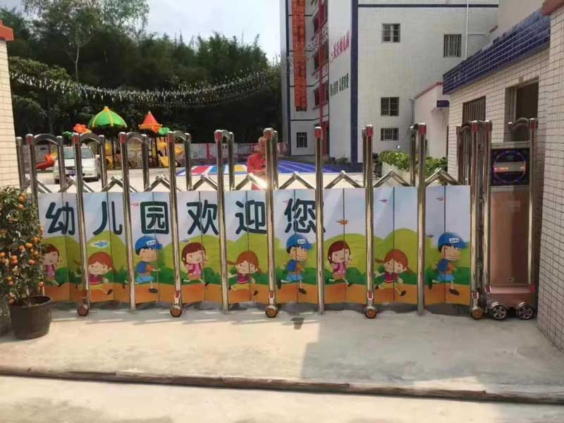 雄鷹屏風(fēng)門