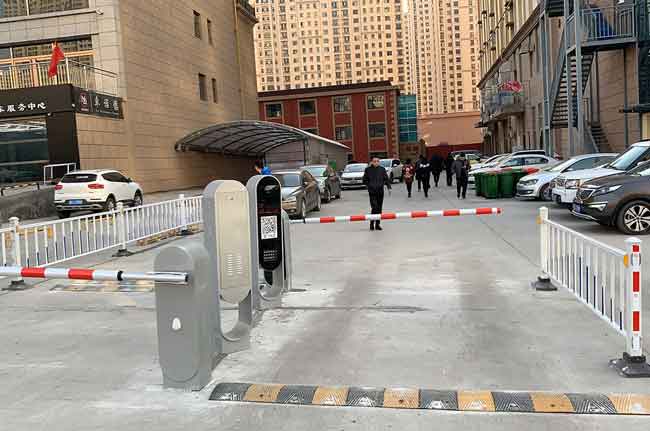 太原錦東佳苑無(wú)人值守停車場(chǎng)管理系統(tǒng)案例 - 中出網(wǎng)-智能出入口門戶