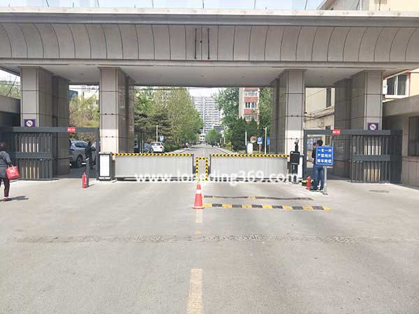 中國人民解放軍空軍北京軍械修理廠停車場系統(tǒng)案例 - 中出網(wǎng)-智能出入口門戶