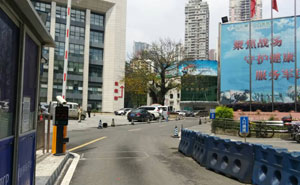 重慶中國人民解放軍第三二四醫(yī)院車牌識(shí)別系統(tǒng)案例 - 中出網(wǎng)-智能出入口門戶