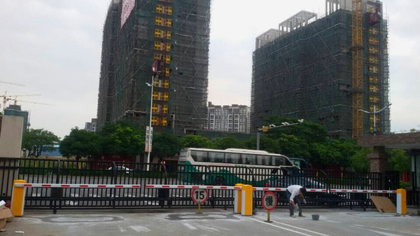 東莞某美資企業(yè)道閘案例 - 中出網(wǎng)-智能出入口門(mén)戶(hù)