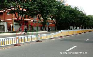 福建福州防眩板護(hù)欄工程 - 中出網(wǎng)-智能出入口門戶