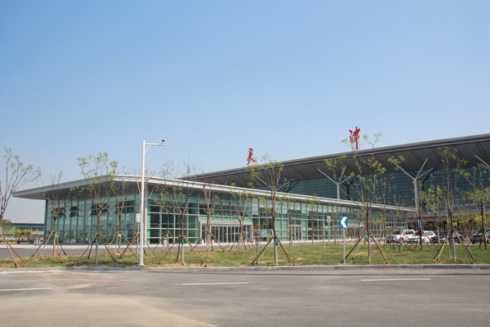 天津機(jī)場(chǎng)自動(dòng)門(mén)案例 - 中出網(wǎng)-智能出入口門(mén)戶