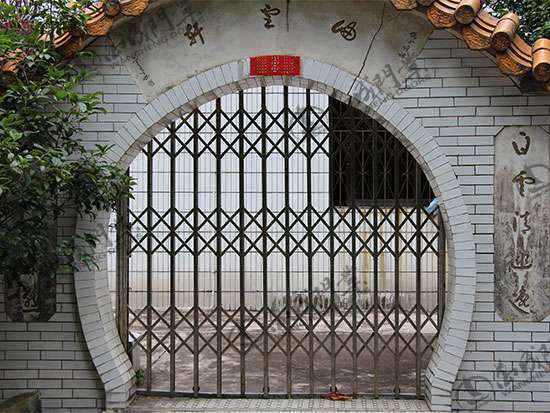 不銹鋼拉閘門