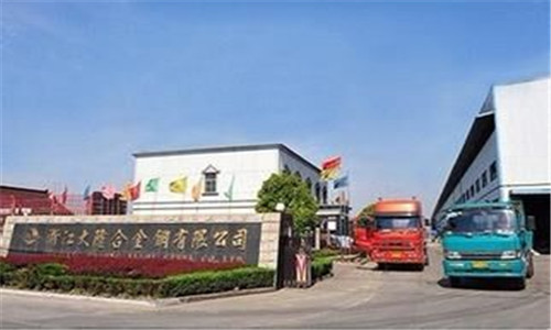 嘉善大隆合金鋼伸縮門案例 - 中出網(wǎng)-智能出入口門戶