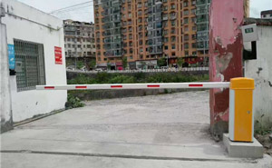 五峰中小學教研中心道閘案例 - 中出網(wǎng)-智能出入口與停車充電門戶