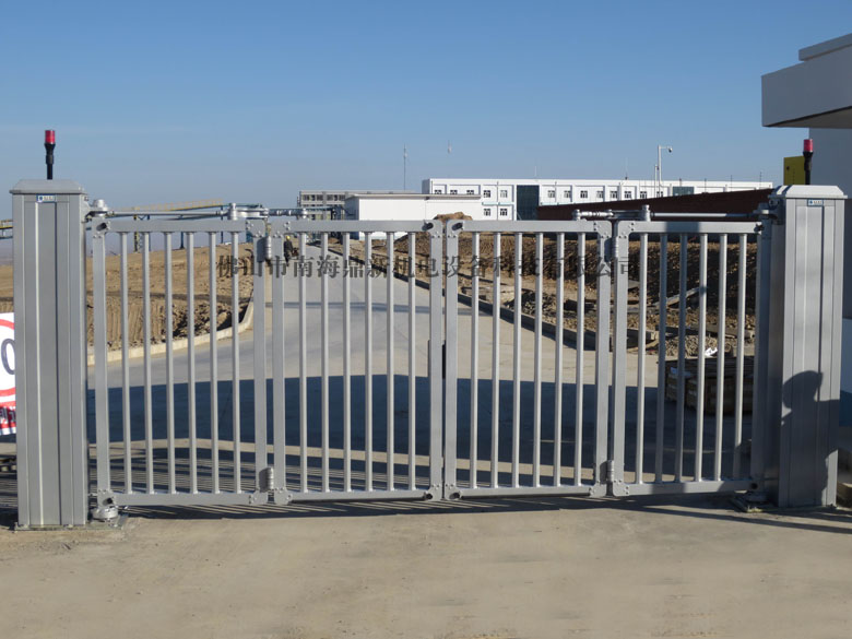 新疆新特新能建材有限公司智能無軌懸浮門工程案例 - 中出網(wǎng)-智能出入口門戶