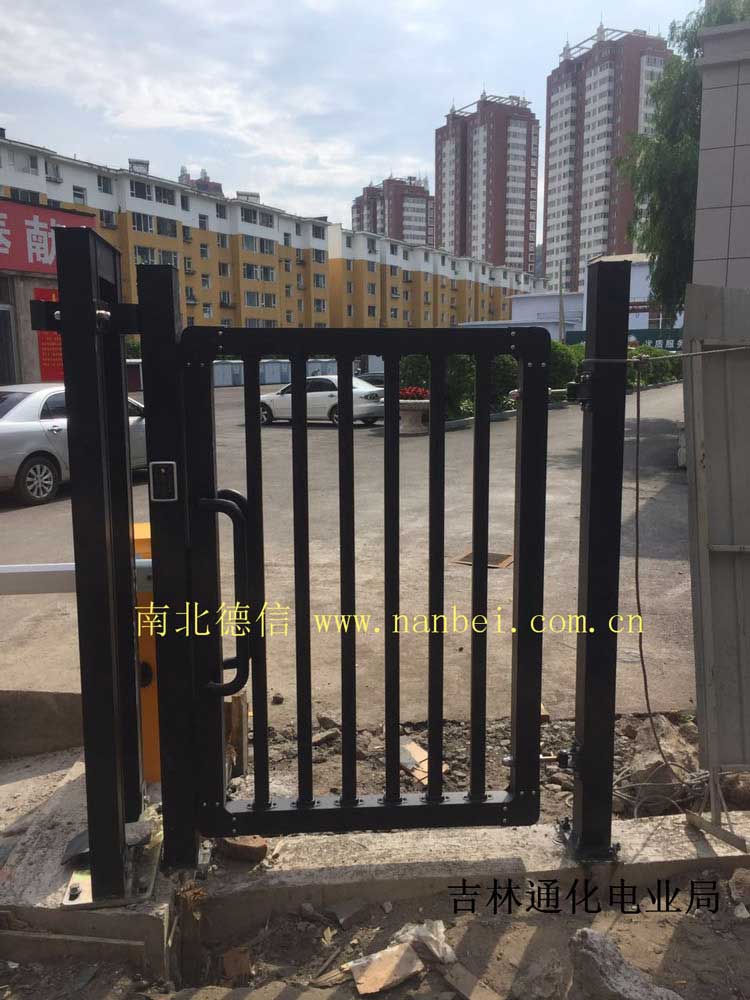 吉林通化電業(yè)局小門 - 中出網-智能出入口門戶