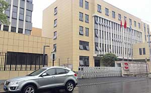 浙鹽集團智能安全伸縮平移門工程案例 - 中出網(wǎng)-智能出入口門戶