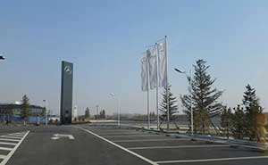 呼和浩特市奔馳4S店三根不銹鋼錐形旗桿案例 - 中出網(wǎng)-智能出入口門(mén)戶(hù)