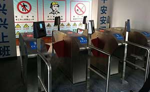 工地實名制考勤通道閘系統(tǒng)案例 - 中出網(wǎng)-智能出入口門戶