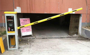 荷花池小區(qū)道閘案例