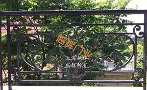 上海嘉定鐵藝護(hù)欄案例 - 中出網(wǎng)-智能出入口門(mén)戶
