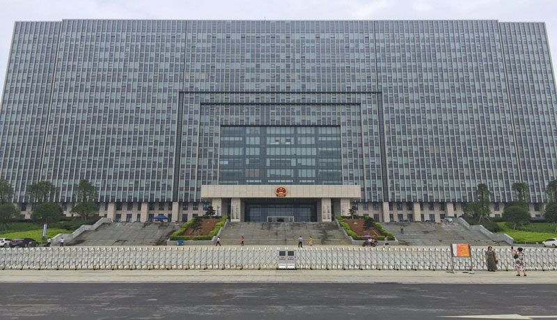 桂林市政府正大門電動伸縮門案例 - 中出網(wǎng)-智能出入口門戶