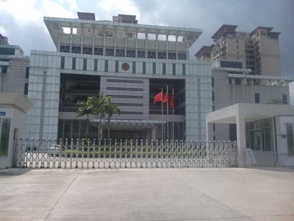 肇慶市人民防空辦公室伸縮門案例 - 中出網(wǎng)-智能出入口門戶