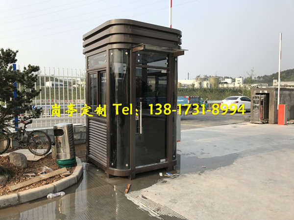 小區(qū)保安崗?fù)? /></div>
        <div   id=