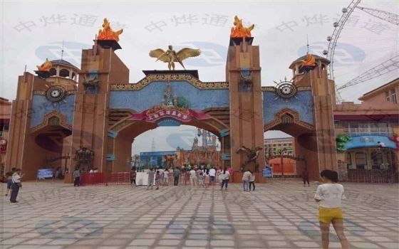 安徽太和環(huán)球游樂園通道閘案例 - 中出網(wǎng)-智能出入口門戶