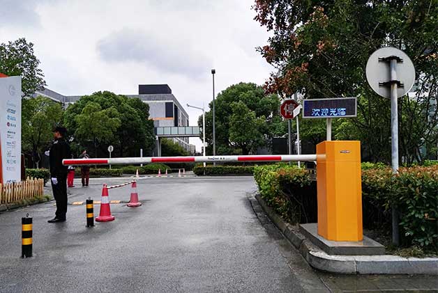 蘇州生物納米園停車(chē)場(chǎng)系統(tǒng)案例 - 中出網(wǎng)-智能出入口門(mén)戶(hù)