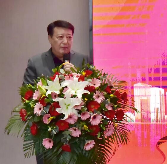 狄耐克副總經(jīng)理侯宏強(qiáng)在會(huì)上致辭