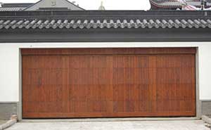 翻板車庫(kù)門(mén)