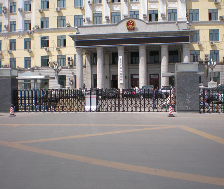 熱烈祝賀哈爾濱出安智能電動(dòng)伸縮門進(jìn)駐黑龍江省政府