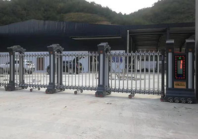 魚躍龍門工程案例 - 中出網-智能出入口門戶