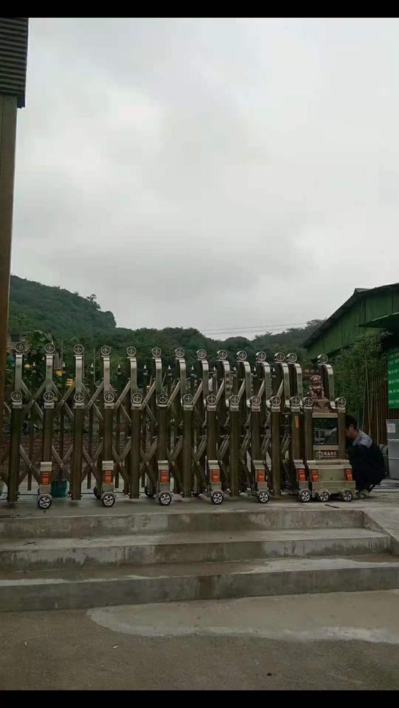 招財(cái)進(jìn)寶工程案例 - 中出網(wǎng)-智能出入口門戶