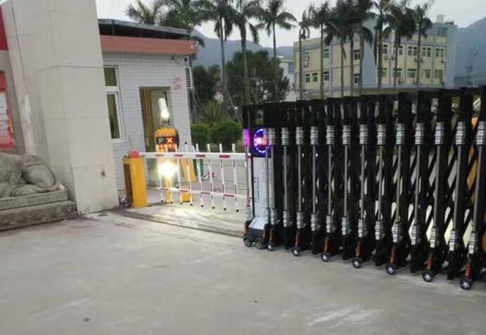 宿州市中級(jí)人民法院電動(dòng)伸縮門(mén)案例 - 中出網(wǎng)-智能出入口門(mén)戶(hù)