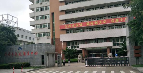 蚌埠市汛防調度中心電動伸縮門案例 - 中出網-智能出入口門戶