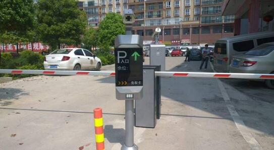 大連車牌識別一體機(jī)