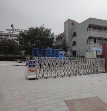 唐山出安智能為唐山建設(shè)集團(tuán)有限責(zé)任公司提供電動(dòng)伸縮門(mén)工程