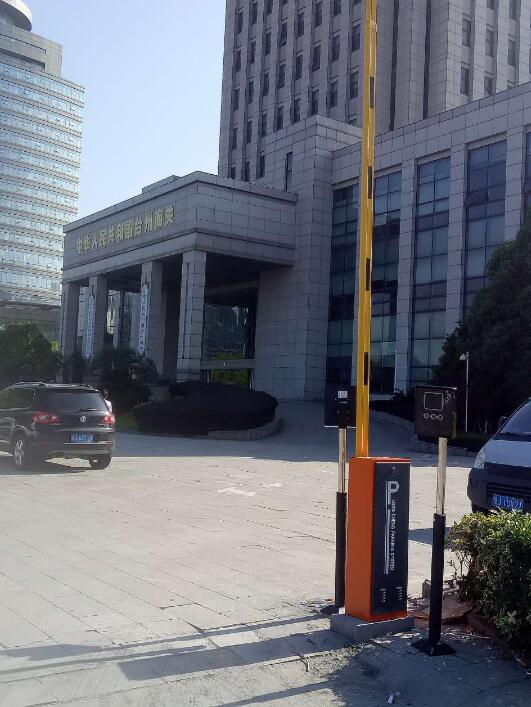感謝椒江海關(guān)一直以來對臺州出安智能道閘的支持！