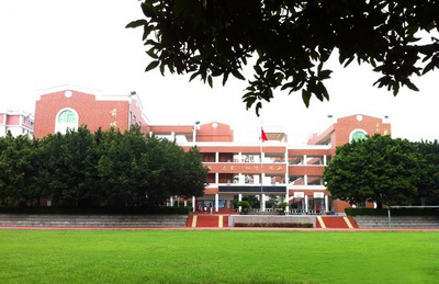 廈門出安智能停車場系統(tǒng)進(jìn)駐福建廈門前埔南區(qū)小學(xué)