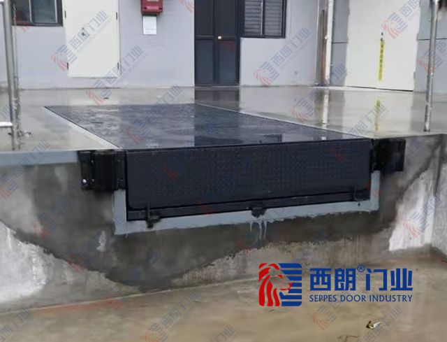 嘉興倉庫卸物升降調(diào)節(jié)平臺(tái) 嘉興倉庫卸物升降調(diào)節(jié)平臺(tái)