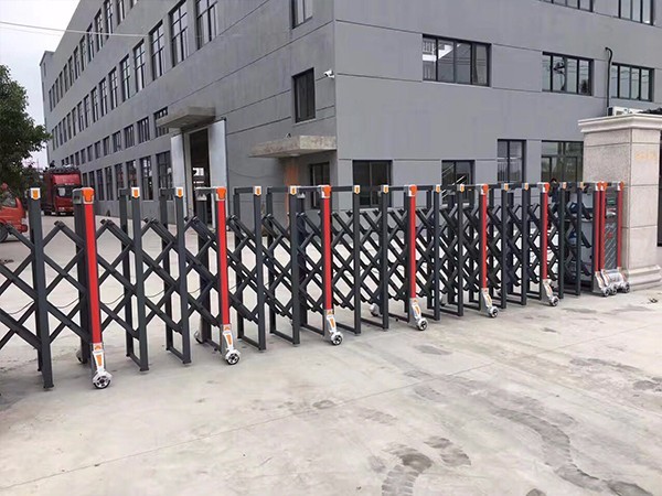 綿陽人力資源有限公司電動伸縮門案例 - 中出網(wǎng)-智能出入口門戶