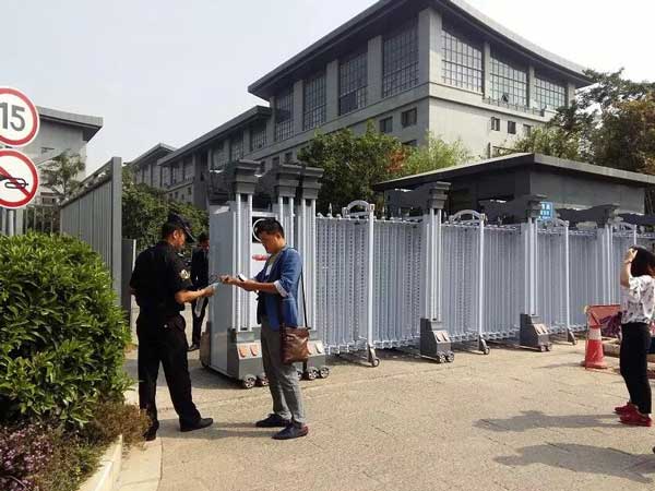宜賓官渡人民政府電動伸縮門案例 - 中出網(wǎng)-智能出入口門戶