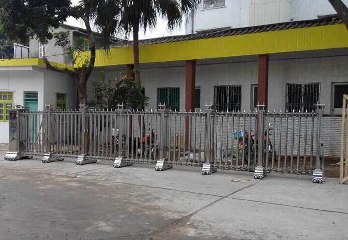婁底出安智能電動伸縮門進(jìn)駐婁底市創(chuàng)業(yè)投資集團(tuán)有限公司