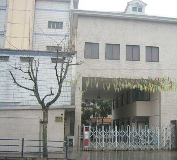 四平市社會福利院電動伸縮門案例 - 中出網(wǎng)-智能出入口門戶