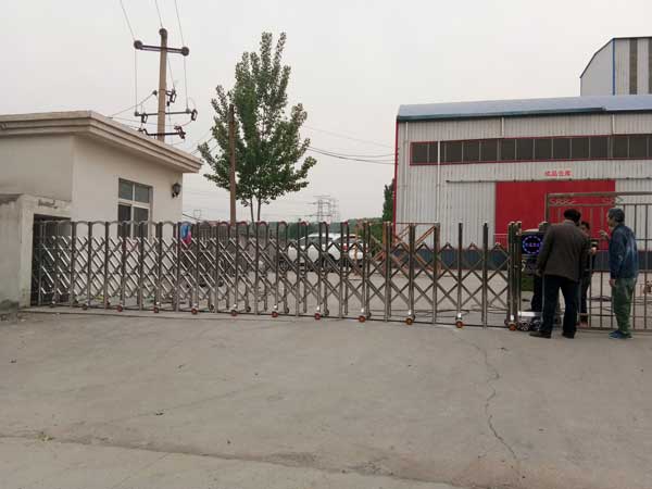 漯河市慶豐棉花加工廠伸縮門案例 - 中出網(wǎng)-智能出入口門戶