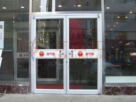 攀枝花豌豆面肯德基門案例 - 中出網(wǎng)-智能出入口門戶
