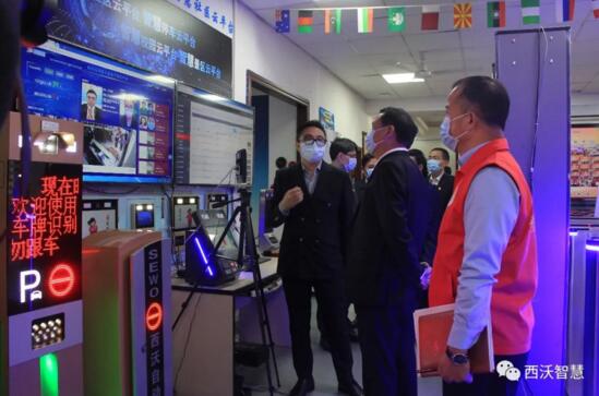 市區(qū)街工會領(lǐng)導一行蒞臨西沃科技慰問指導工作