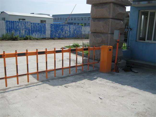 三榮電子停車場系統(tǒng)案例 - 中出網(wǎng)-智能出入口門戶