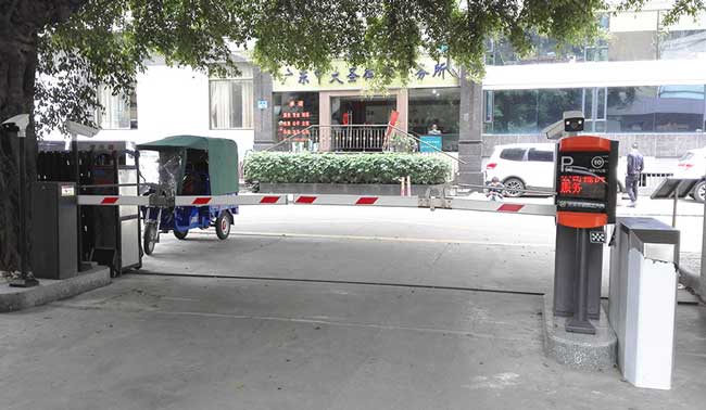 廣州市人民法院車牌識別系統(tǒng)案例 - 中出網(wǎng)-智能出入口門戶