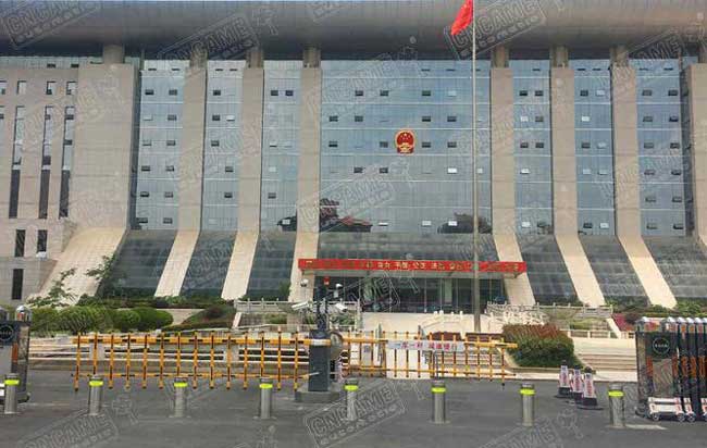 云南高級人民法院升降柱案例 - 中出網-智能出入口門戶