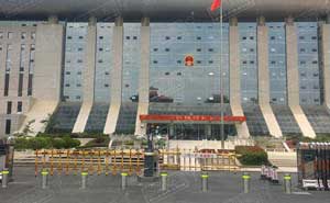 云南高級人民法院升降柱案例 - 中出網(wǎng)-智能出入口門戶