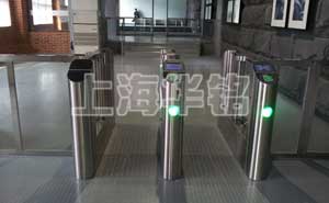 上海科技網通道閘案例 - 中出網-智能出入口門戶