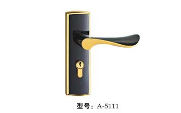 A單舌小插芯門(mén)鎖-5111-槍間金